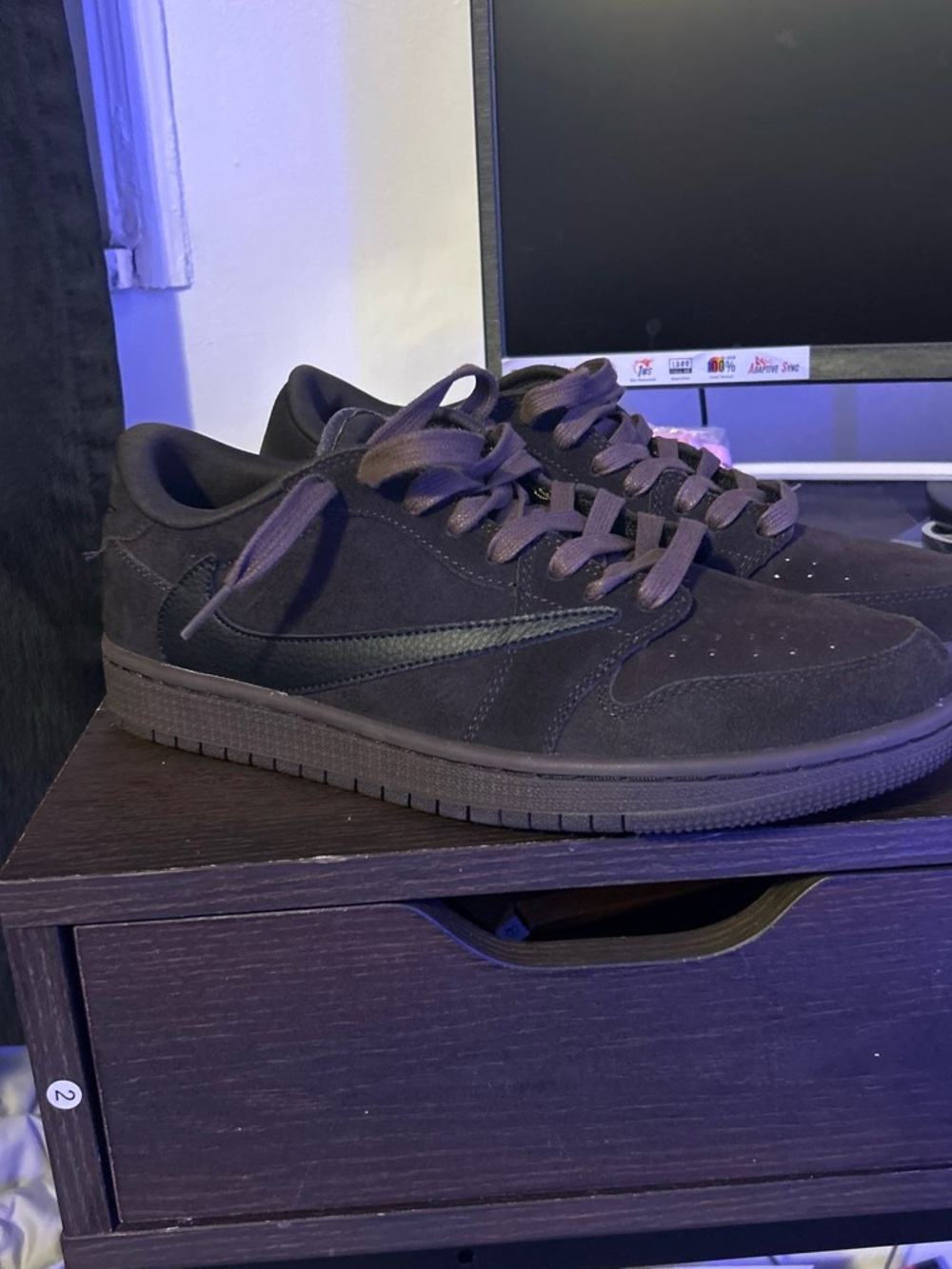 Jordan Men's Black Low-Top Suede Sneakers